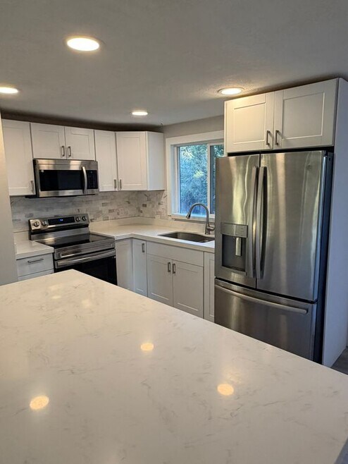 Building Photo - 3693 W Pensacola Cir