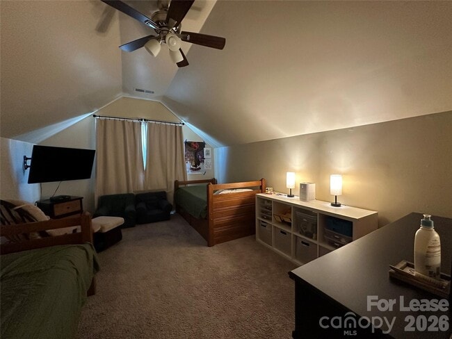 Building Photo - 819 Stargard Ct
