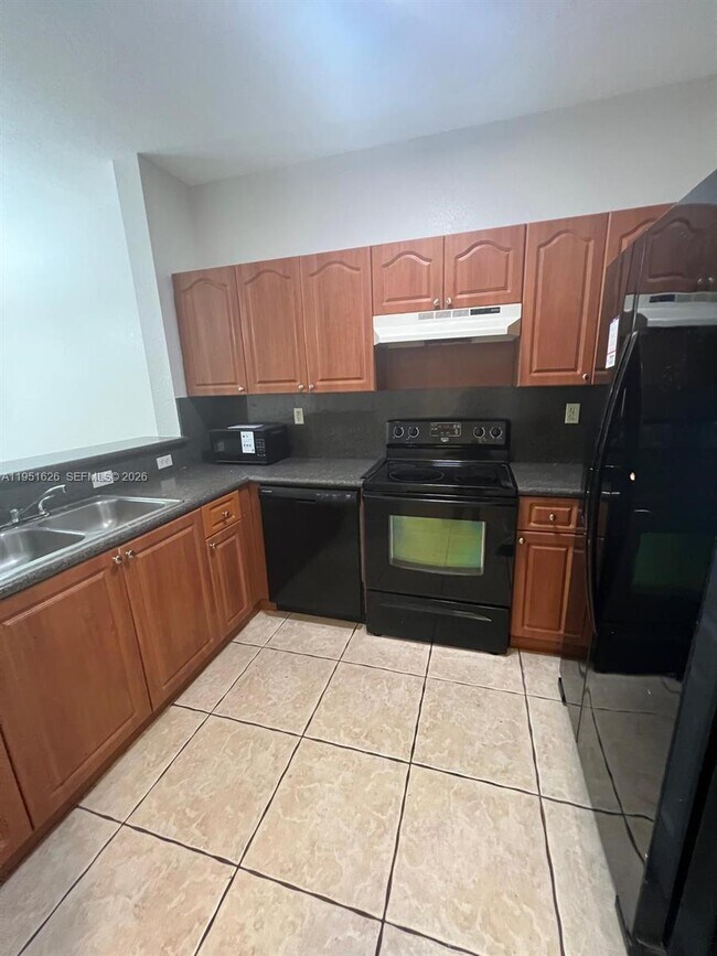 Building Photo - 7250 NW 177th St