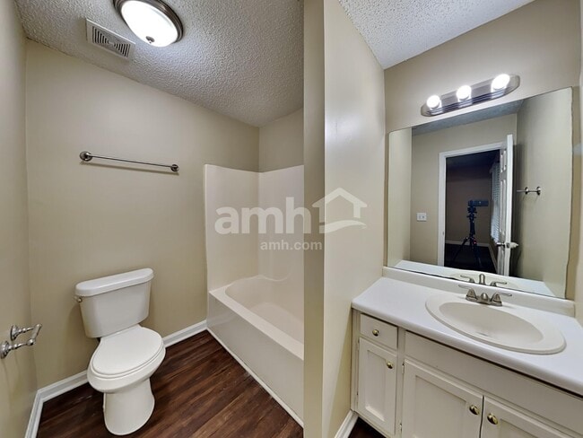 Building Photo - 3032 Crystal Gate Pl