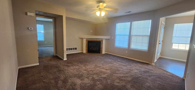 Building Photo - Spacious Home for Rent