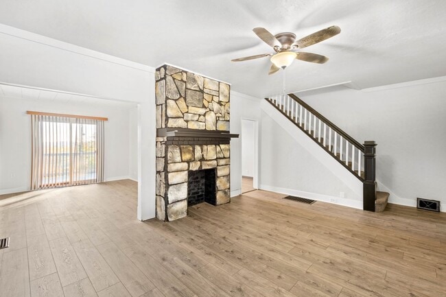 Building Photo - Stunning 3 bedroom home in Bon Air available September 1!