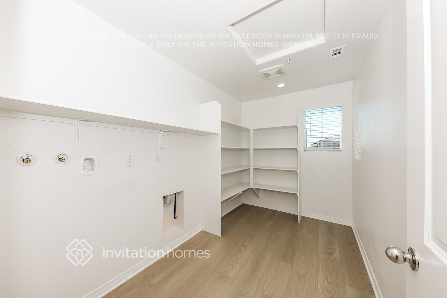 Building Photo - 2447 Gunner Ridge Way