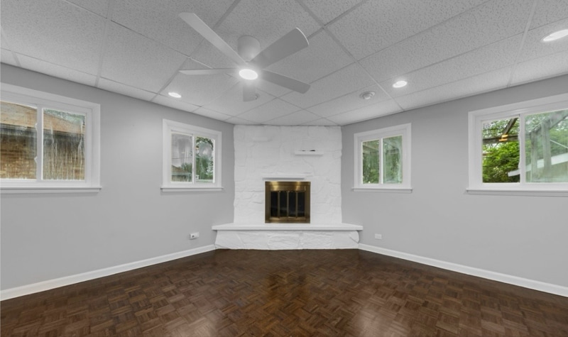 Building Photo - 11600 S Kilbourn Ave