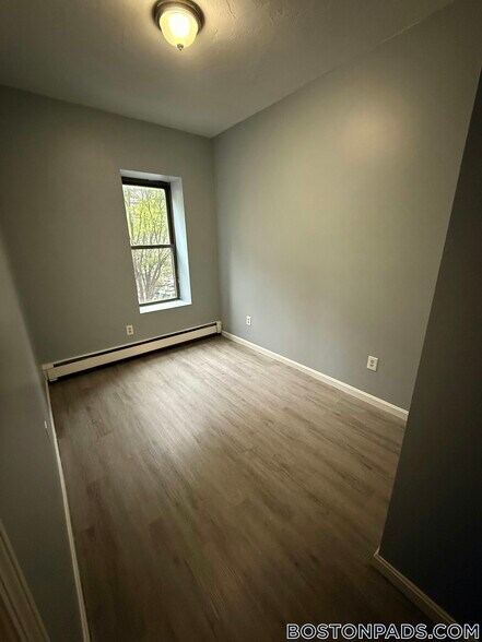 Building Photo - 3150 Washington St