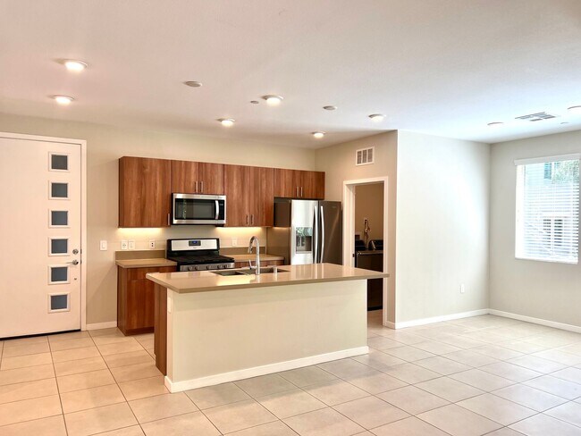 Building Photo - AFFINITY - SUMMERLIN West