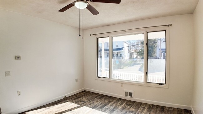 Building Photo - 61 Thomas St