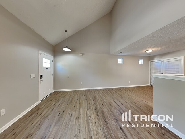 Building Photo - 138 Oak Grove Pl