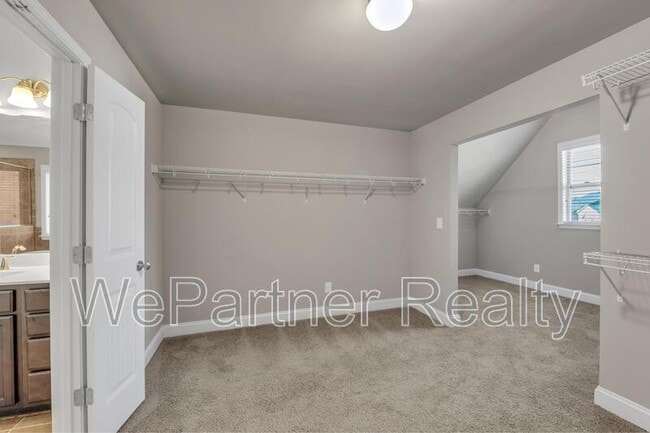Building Photo - 7067 Walham Grove