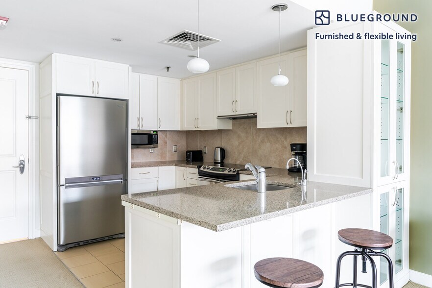 Building Photo - 420 7th St NW