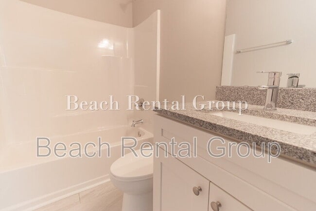 Building Photo - 773 Moen Pl