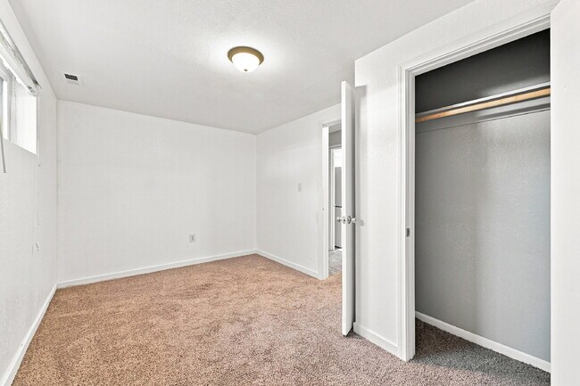 Building Photo - $2,345.95, 5-bed, 2.5-bathroom located in Colorado Springs with a fenced backyard.