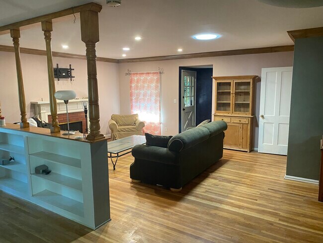 Living room - 7655 Ostrom Ave
