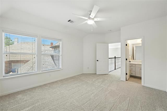 Building Photo - 350 Silverwood Cir