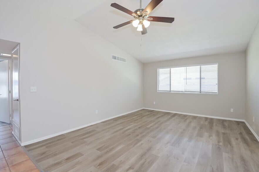 Building Photo - 2973 S Marissa Dr