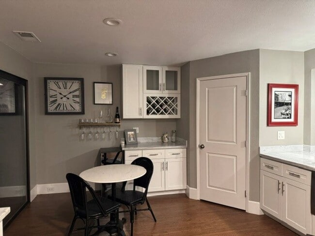Building Photo - Gorgeous 3-Bedroom House in Gold River wit...