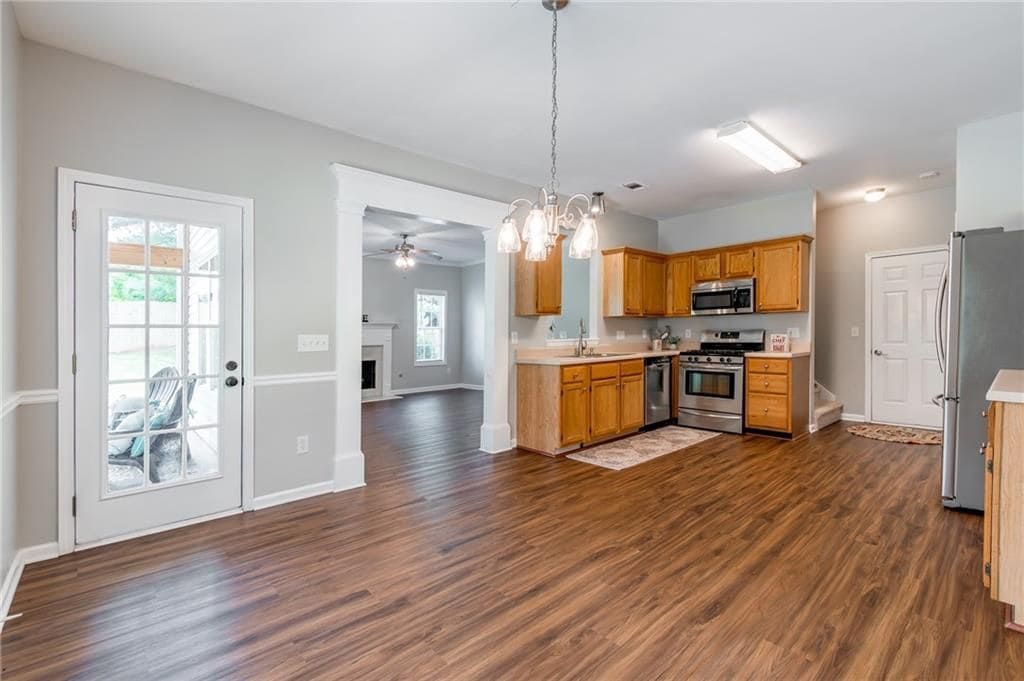 Building Photo - 134 Lexington Parke Dr