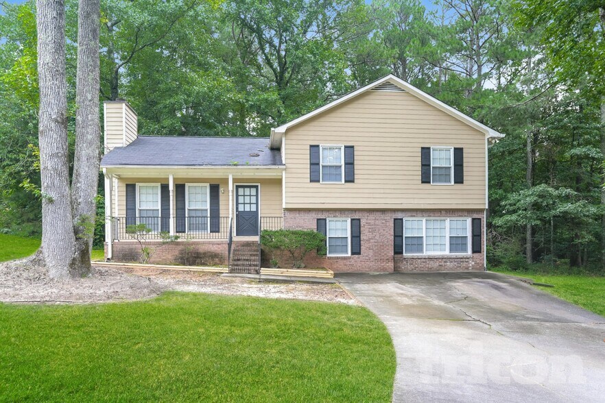 Building Photo - 1202 Holly Hills Dr SW
