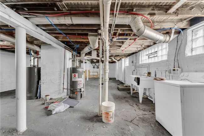 Building Photo - 3803 W 135th St