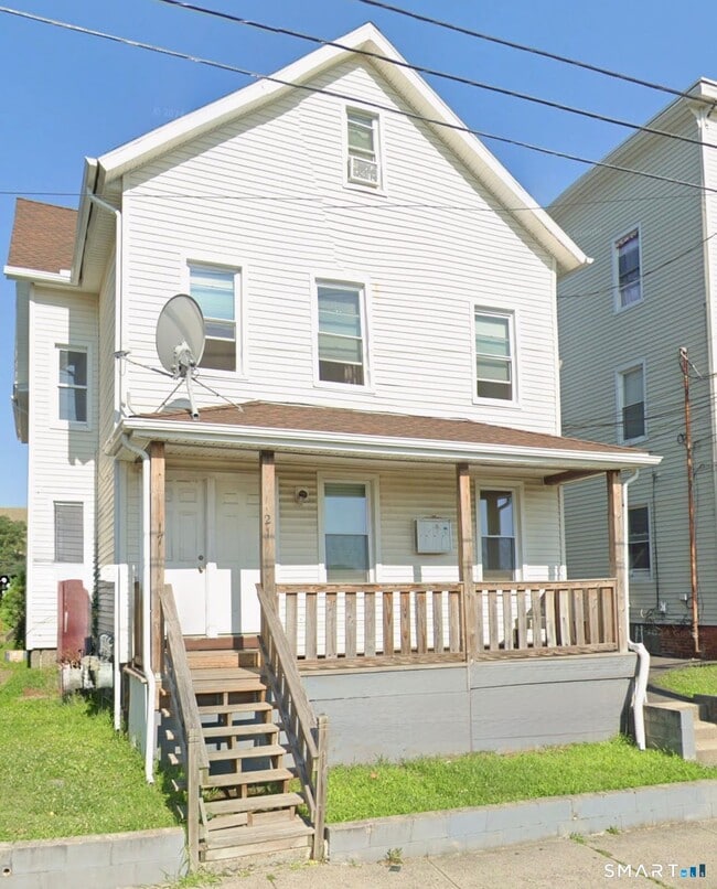 Building Photo - 219 Helen St