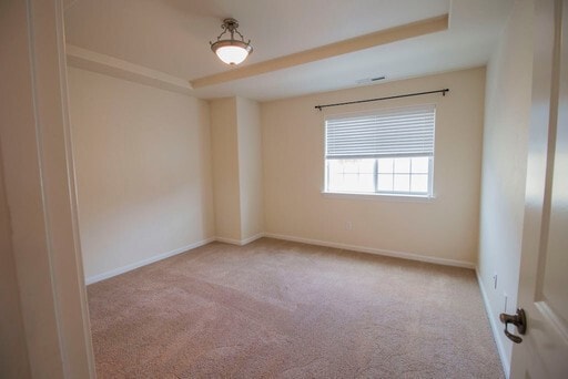 Building Photo - Cute, clean 2 bedroom upstairs apartment with balcony.