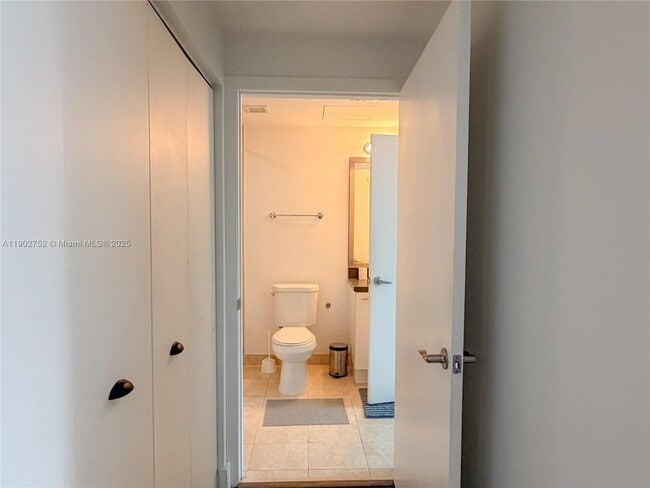 Building Photo - 90 SW 3rd St