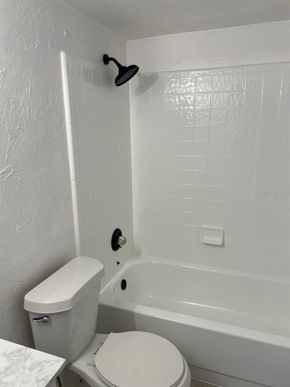 Building Photo - 5745 SW 10th Pl