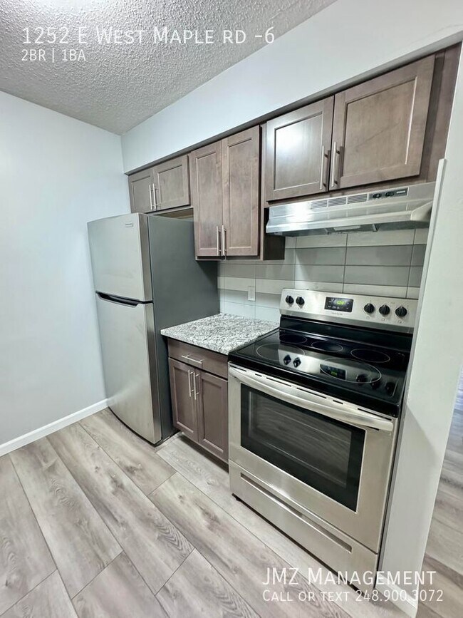 Building Photo - Limited Time Offer: $1099 for 3 Months – R...