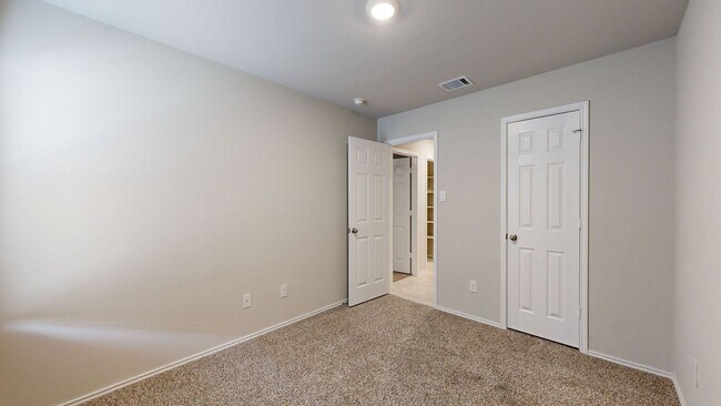 Building Photo - ALMOST NEW HOME BY FORT HOOD!!!