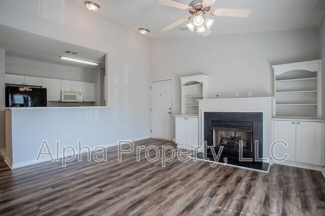 Building Photo - 531 McKenna Cir