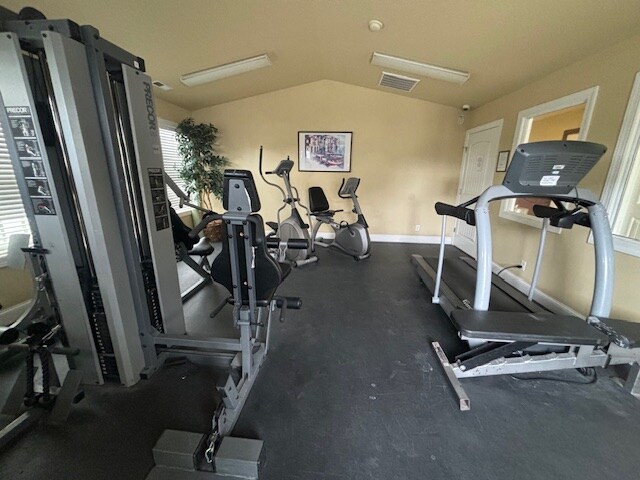 Building Photo - 6005 Chapel Hill Blvd