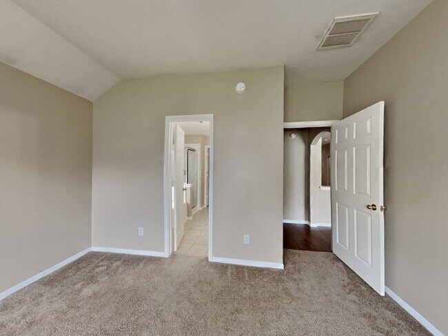 Building Photo - Welcome Home