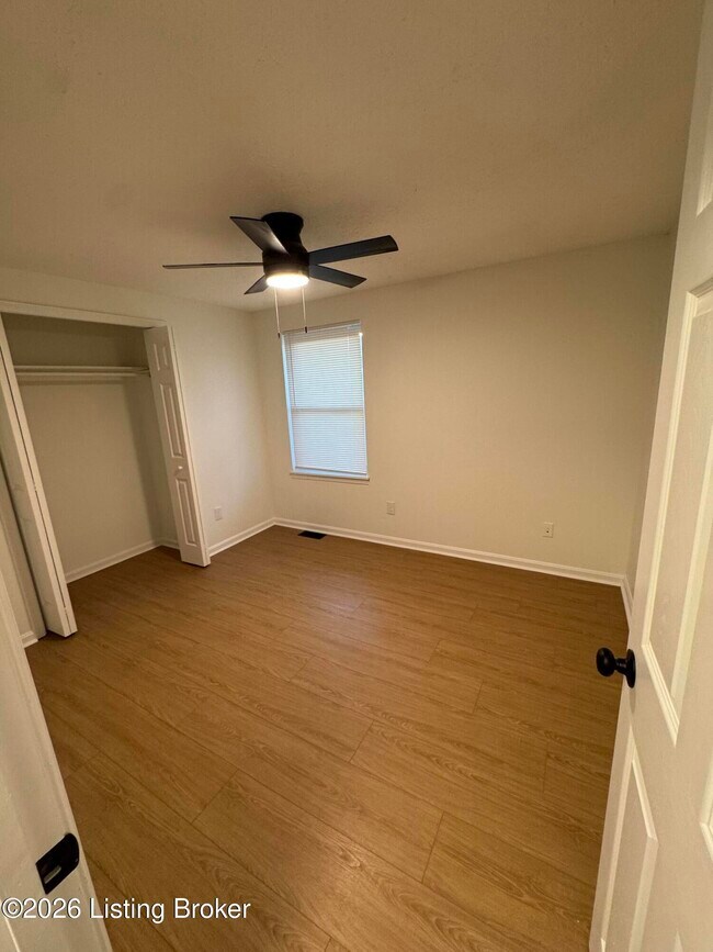 Building Photo - 6605 Vandre Ave