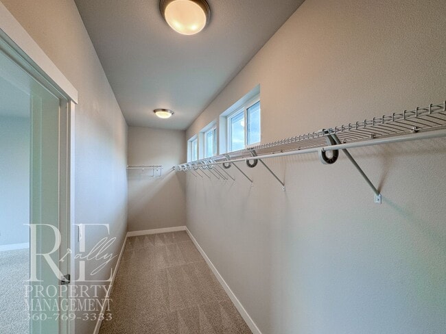 Building Photo - Modern 3-Story Bremerton Home with Water Views on Every Level