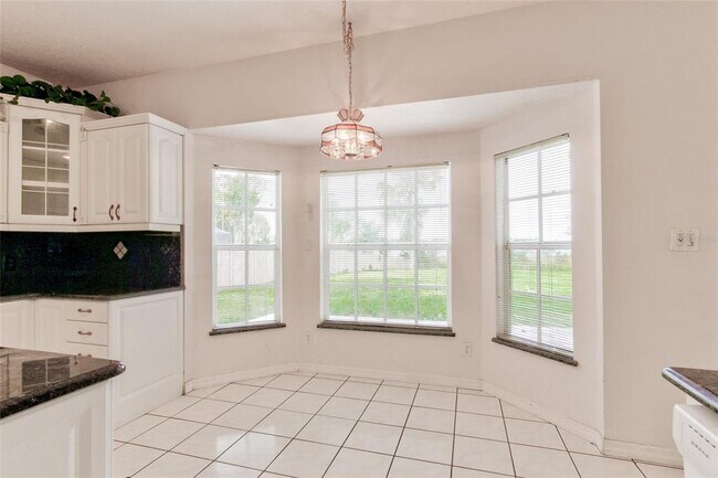 Building Photo - 4905 Lake Cecile Dr