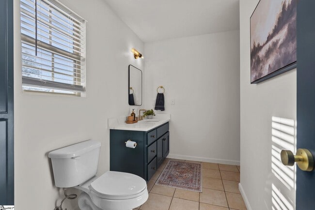 Building Photo - 7 Hamilton Ave