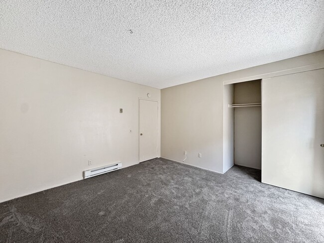 Building Photo - Beautiful 2B/1.5BA Condo in Mira Mesa!