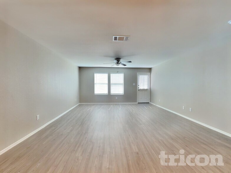 Building Photo - 5910 Companion Lp