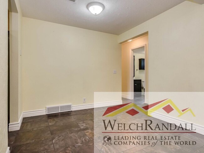 Building Photo - Comfort Meets Style - 2BR home in SLC!