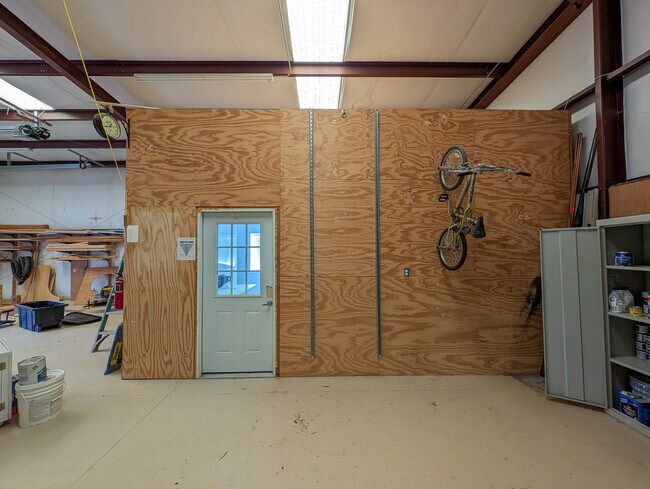 Building Photo - 27115 N 44th St