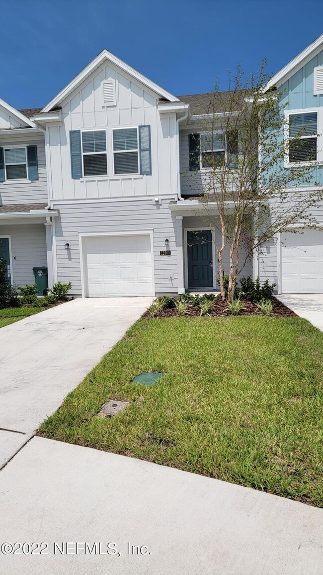 Building Photo - 12880 Josslyn Ln