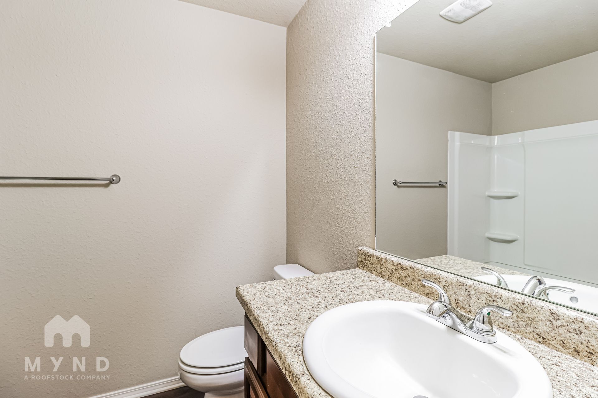 Building Photo - 934 Pinehurst Loop