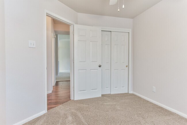 Building Photo - 14603 Whispering Cypress Dr