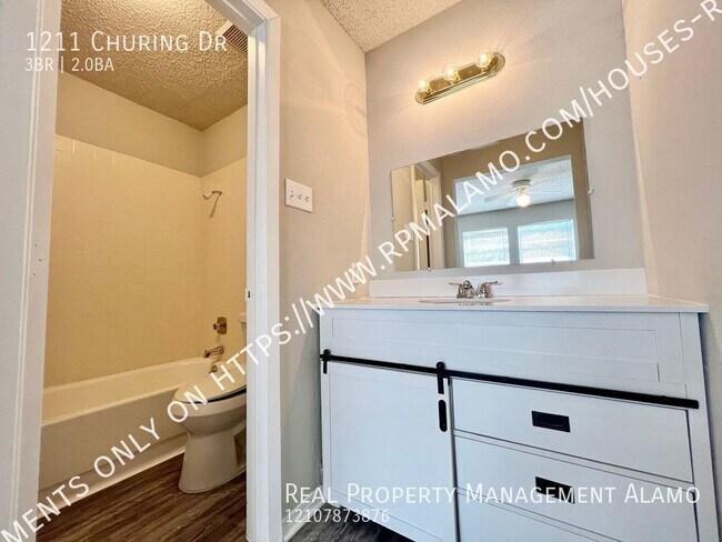 Building Photo - 1211 Churing Dr