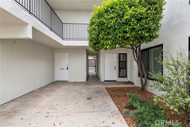 Building Photo - 6679 Linda Vista Rd