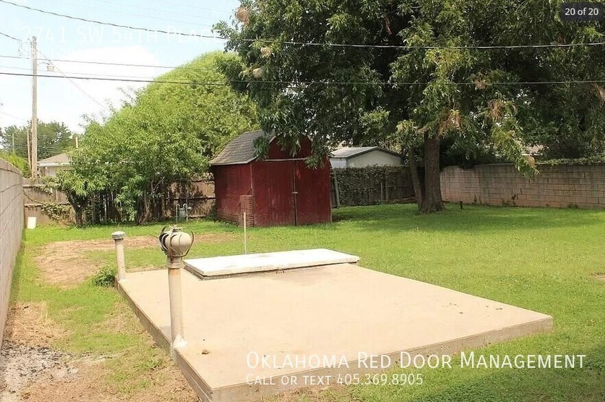 Building Photo - 2741 SW 54th Pl