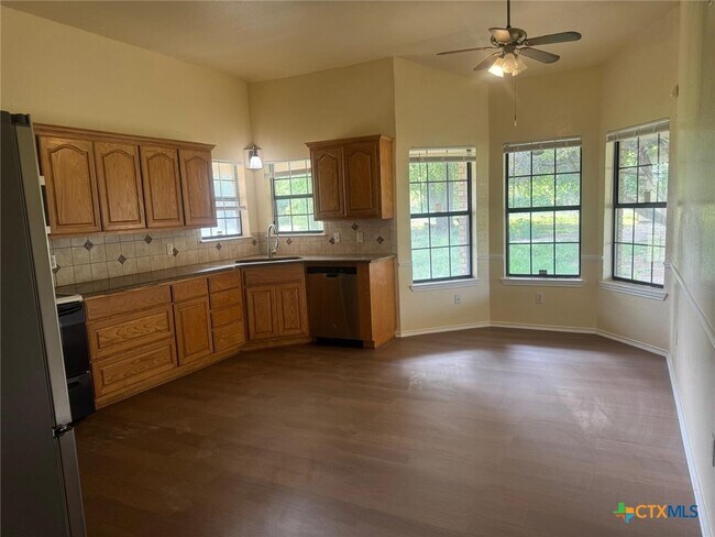 Building Photo - 2311 Old FM 440 Rd