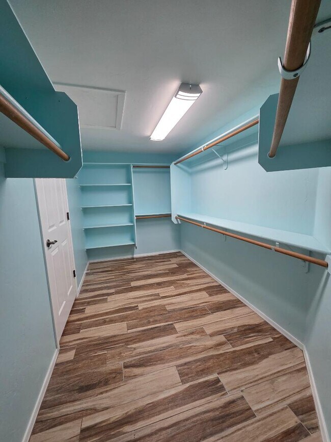 Building Photo - 10610 Garnet Sky Ct