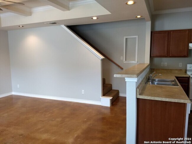 Building Photo - 5011 Summit Wood
