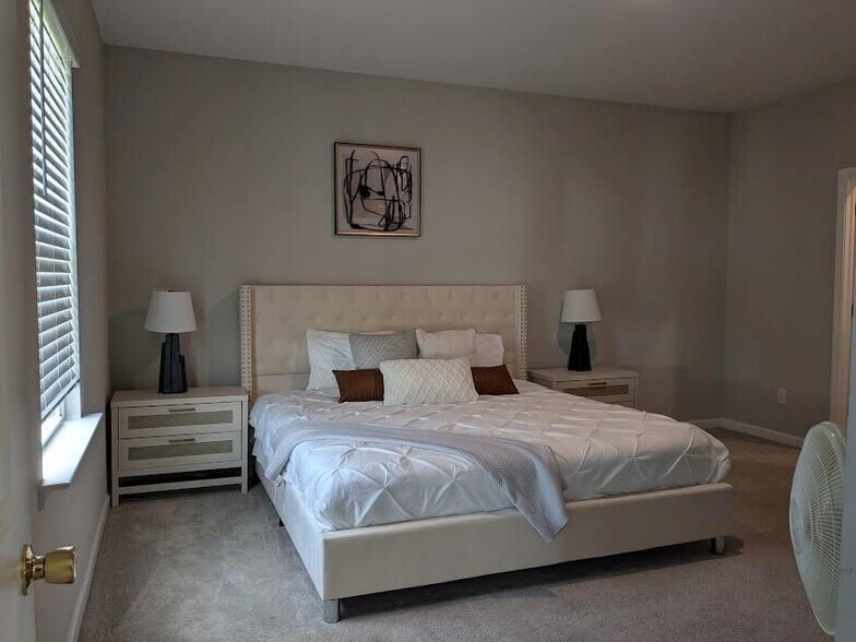 Building Photo - 94 Wynn Wy